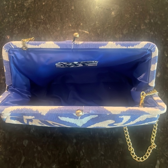 DANA GIBSON BLUE IKAT CLUTCH - Picture 5 of 5